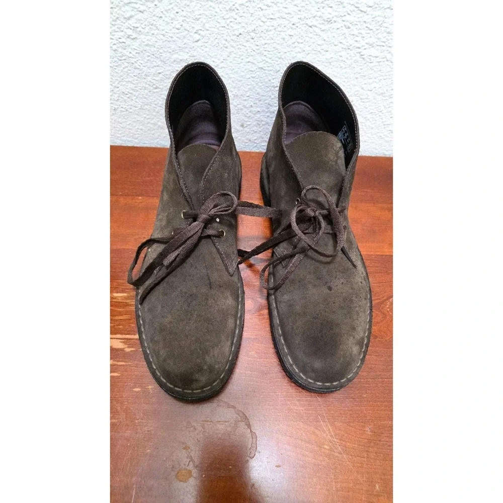 Clarks Men's Brown Suede Lace-Up Desert Boots Size 10.5
